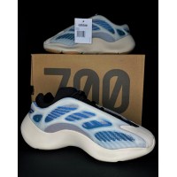 Adidas Yeezy Boost 700 (Изики кроссовки) Resin Arzareth